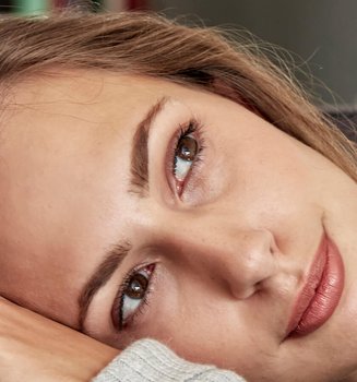 Makeup For Sensitive Skin Is Your Makeup Causing Flare Ups Article