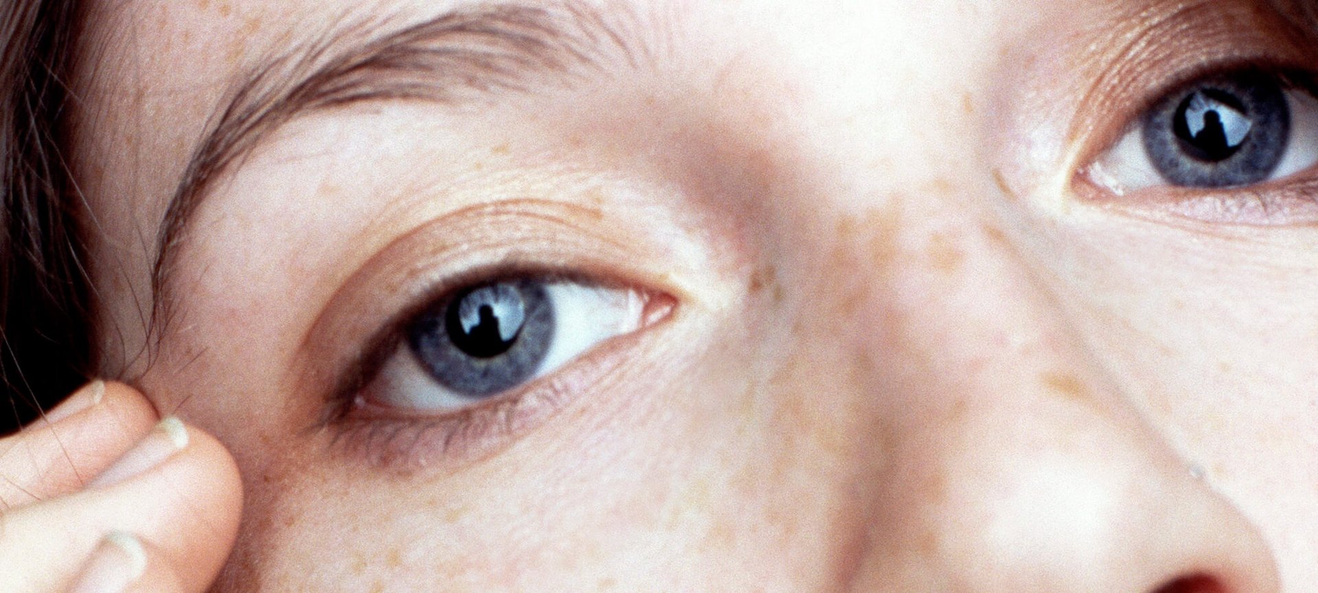 How To Choose The Right Concealer To Banish Dark Circles Hero